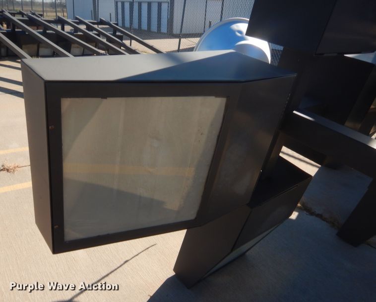 image for item HW9203 Approximately 28 light poles