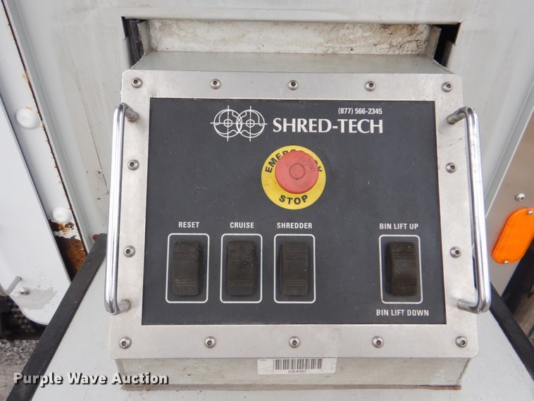 image for item HX9043 2009 International 4400  paper recycling truck