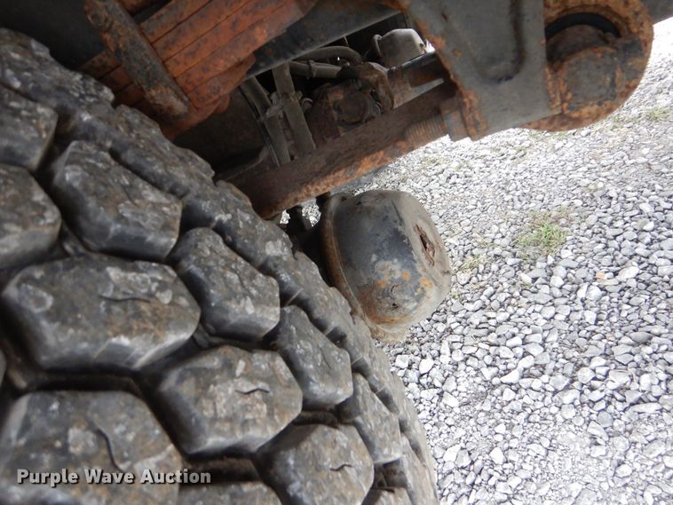 image for item HX9043 2009 International 4400  paper recycling truck