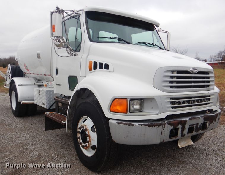 image for item HX9048 2003 Sterling Acterra  fuel truck