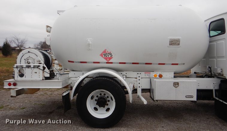 image for item HX9048 2003 Sterling Acterra  fuel truck