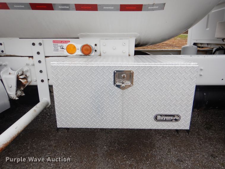 image for item HX9048 2003 Sterling Acterra  fuel truck