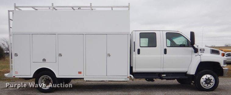 image for item HX9049 2008 Chevrolet C5500  utility truck