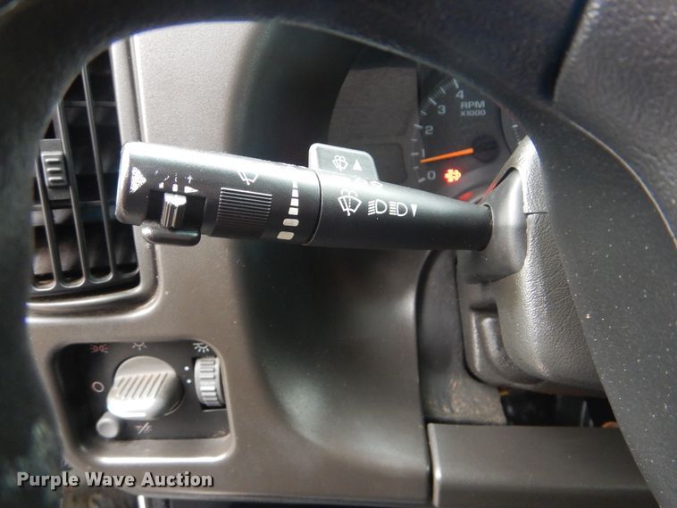 image for item HX9049 2008 Chevrolet C5500  utility truck