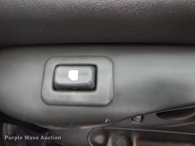 image for item HX9049 2008 Chevrolet C5500  utility truck