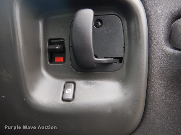 image for item HX9049 2008 Chevrolet C5500  utility truck