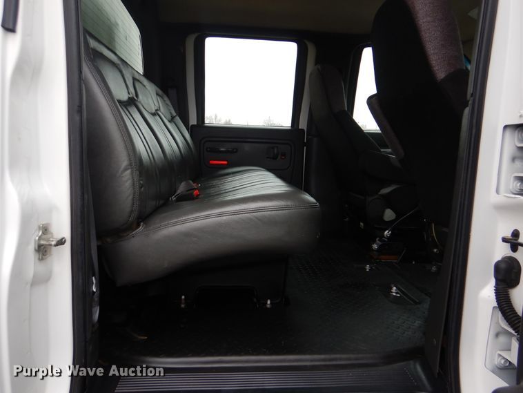 image for item HX9049 2008 Chevrolet C5500  utility truck