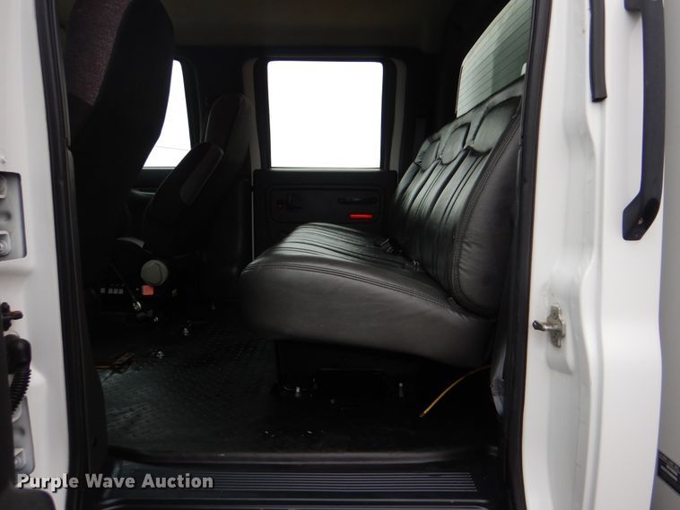 image for item HX9049 2008 Chevrolet C5500  utility truck