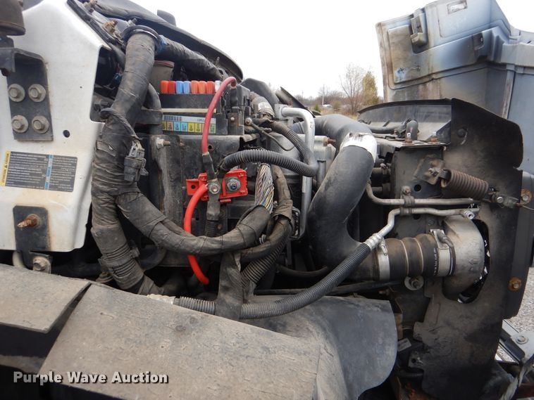 image for item HX9049 2008 Chevrolet C5500  utility truck