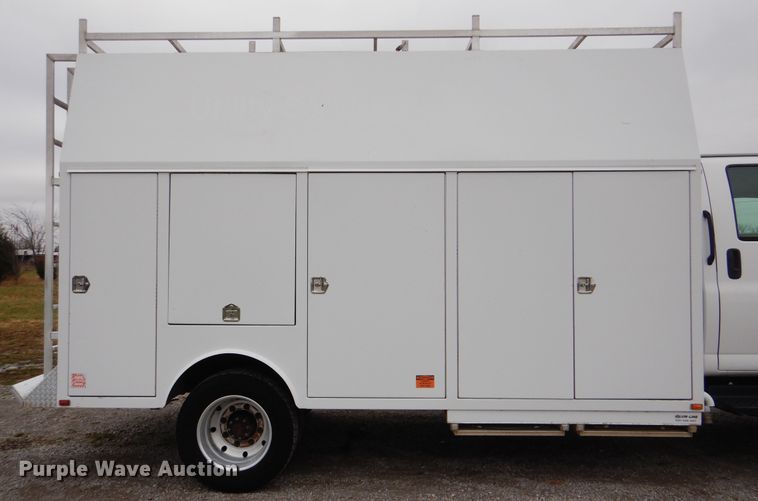 image for item HX9049 2008 Chevrolet C5500  utility truck