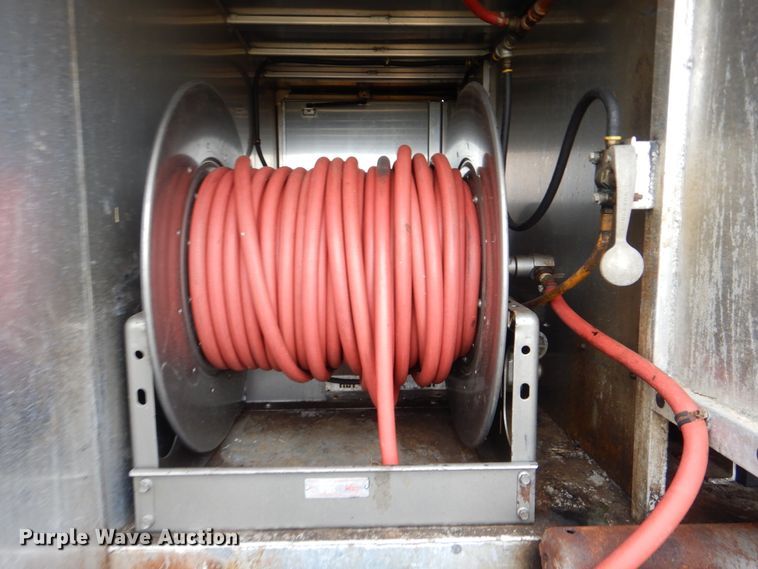 image for item HX9049 2008 Chevrolet C5500  utility truck