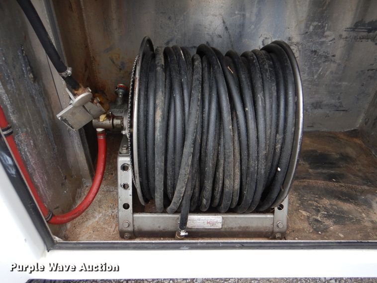 image for item HX9049 2008 Chevrolet C5500  utility truck