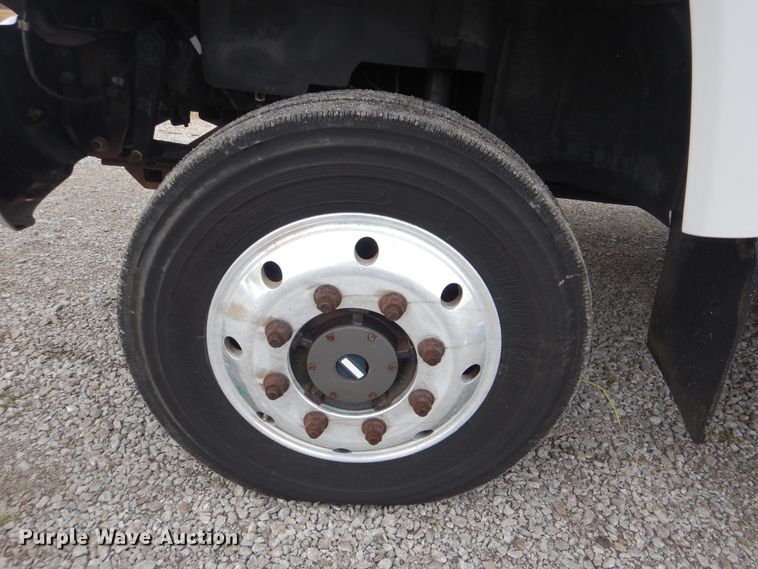 image for item HX9049 2008 Chevrolet C5500  utility truck