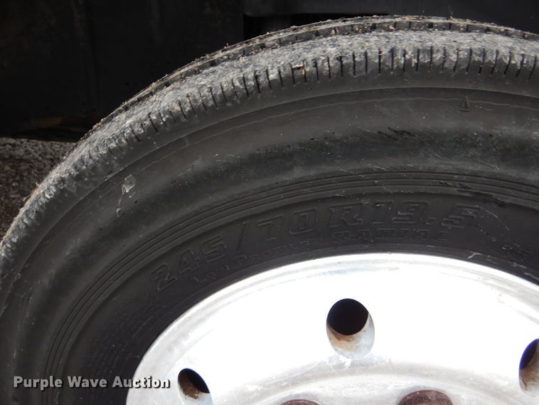 image for item HX9049 2008 Chevrolet C5500  utility truck