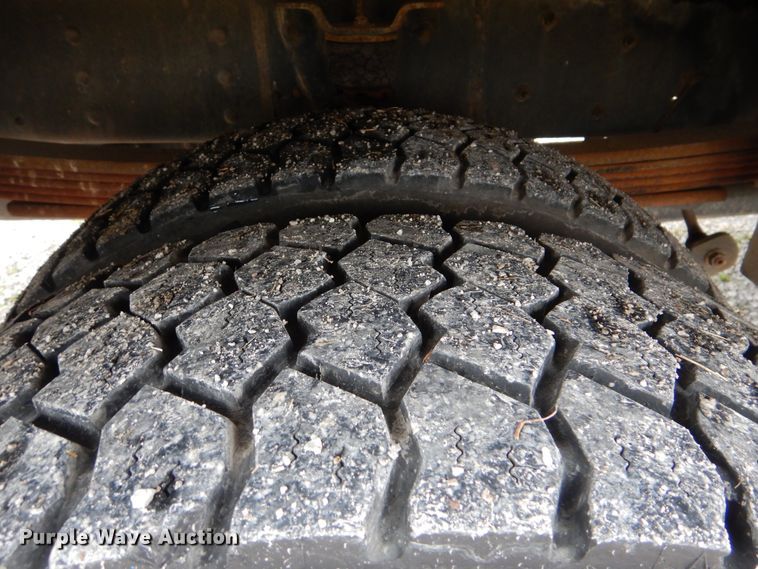 image for item HX9049 2008 Chevrolet C5500  utility truck