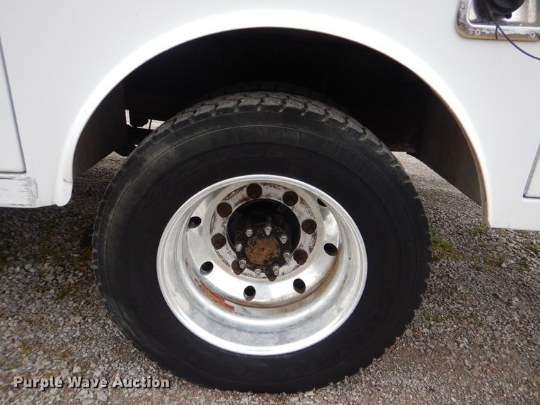 image for item HX9049 2008 Chevrolet C5500  utility truck