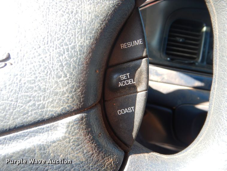 image for item HY9980 1996 Ford Crown Victoria Police Interceptor