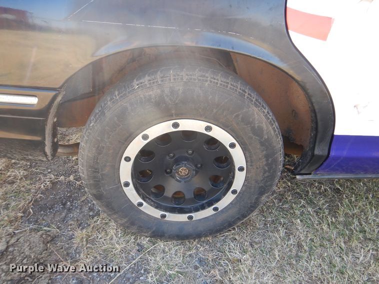 image for item HY9980 1996 Ford Crown Victoria Police Interceptor