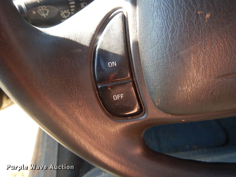 image for item HY9981 2004 Ford Crown Victoria Police Interceptor