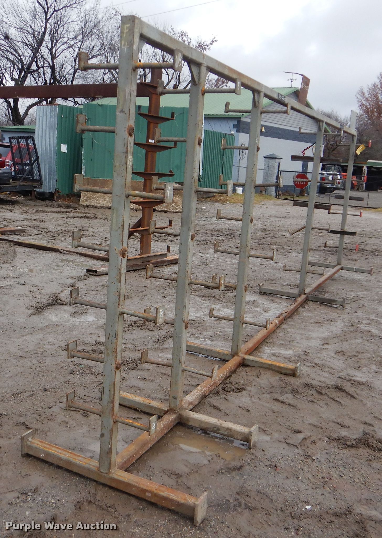 Double sided pipe rack in Tulsa, OK | Item AE9523 sold | Purple Wave