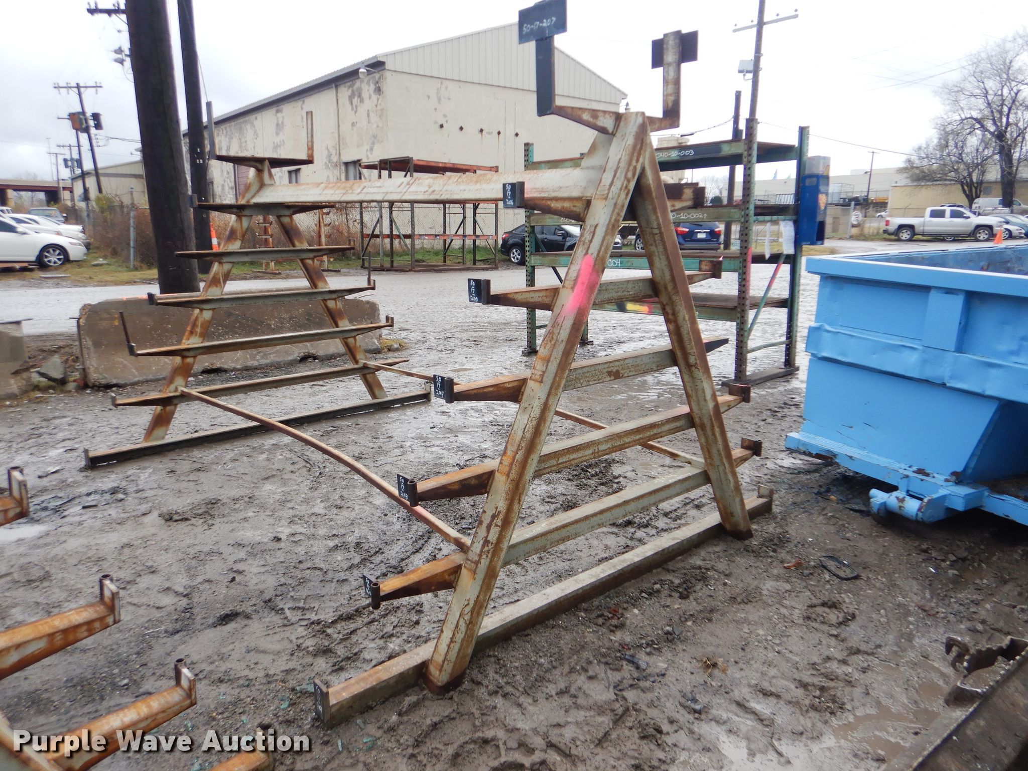 Double sided pipe rack in Tulsa, OK | Item AE9529 sold | Purple Wave