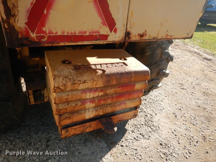 image for item AF9921 White 263-72158  tractor