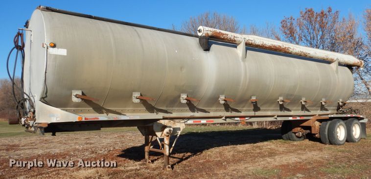 image for item AF9922 1990 Warren feed delivery trailer