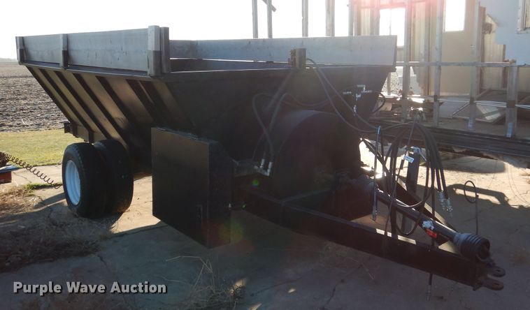 image for item AF9923 Shop built spreader trailer