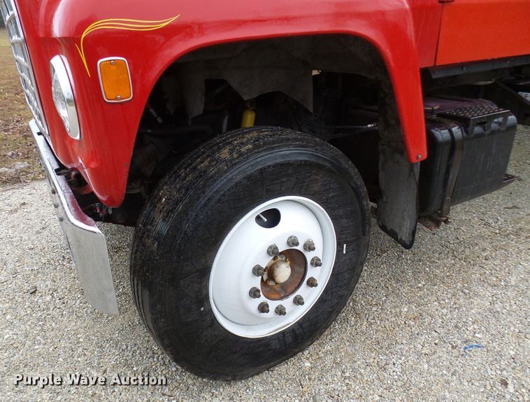 image for item DC2856 1973 Ford 8000  grain truck