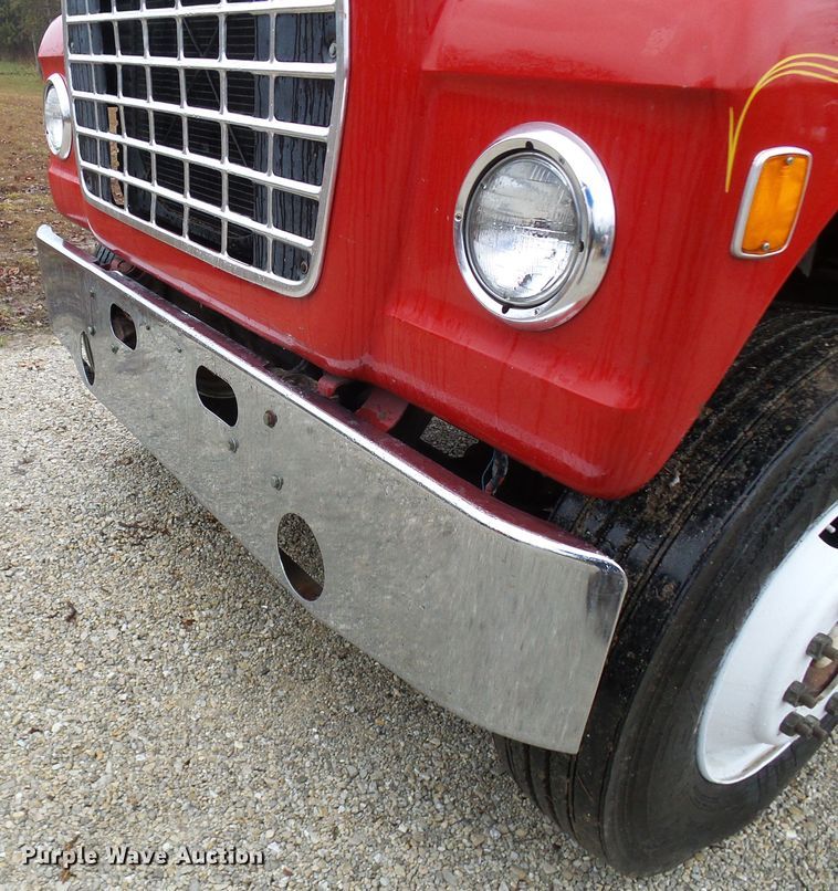 image for item DC2856 1973 Ford 8000  grain truck