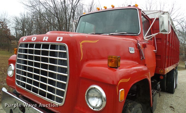 image for item DC2856 1973 Ford 8000  grain truck