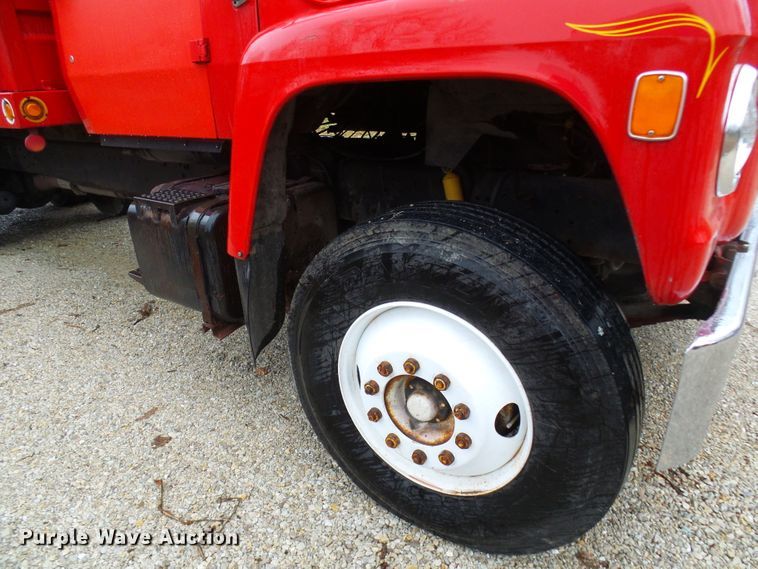 image for item DC2856 1973 Ford 8000  grain truck