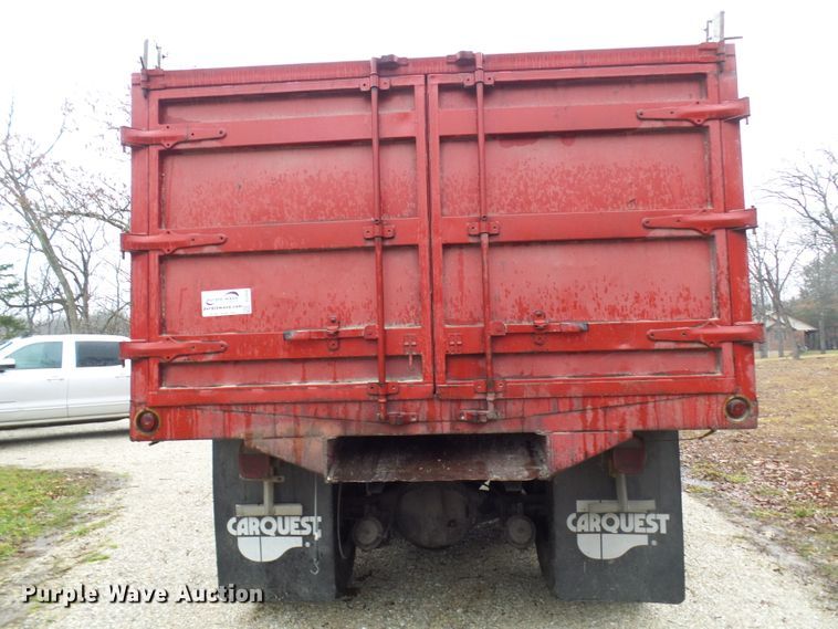 image for item DC2856 1973 Ford 8000  grain truck