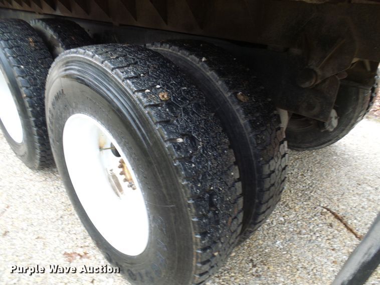 image for item DC2856 1973 Ford 8000  grain truck