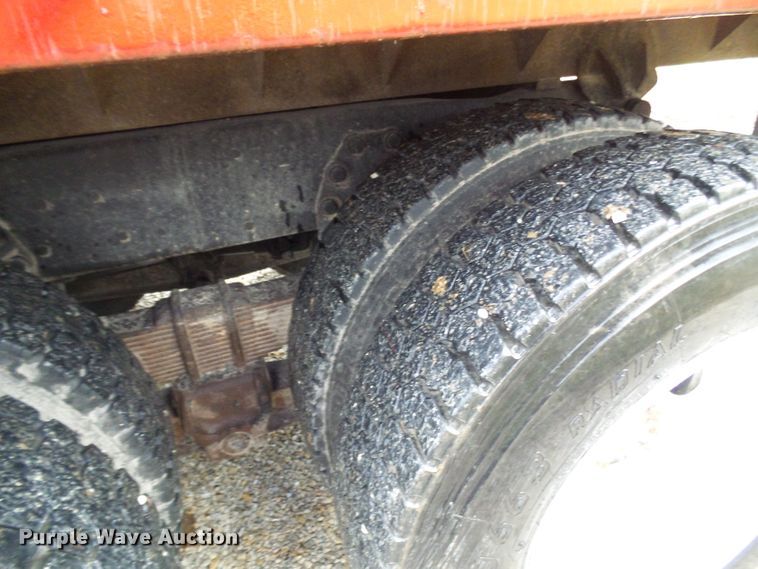 image for item DC2856 1973 Ford 8000  grain truck