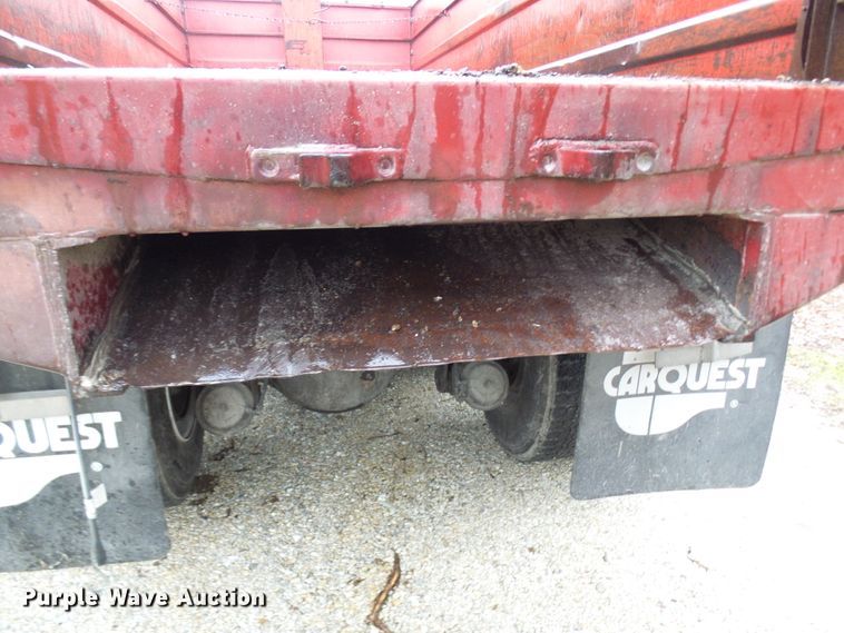 image for item DC2856 1973 Ford 8000  grain truck