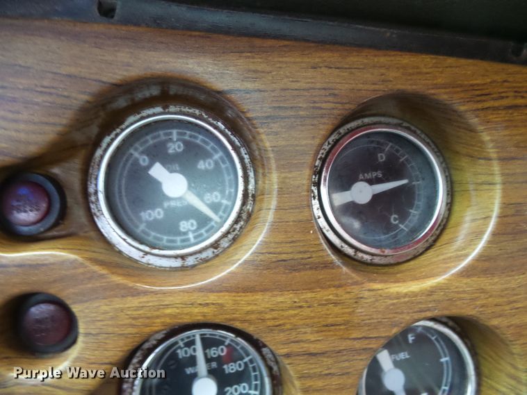 image for item DC2856 1973 Ford 8000  grain truck