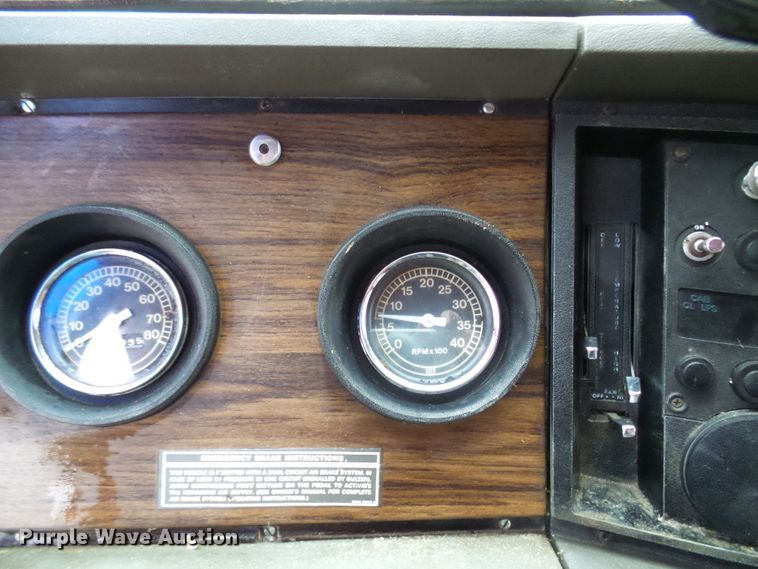 image for item DC2856 1973 Ford 8000  grain truck