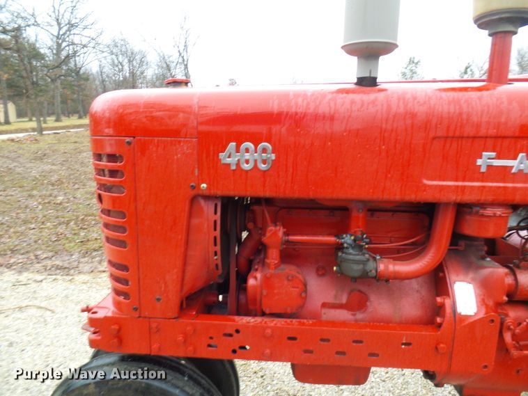 image for item DC2857 Farmall 400  tractor