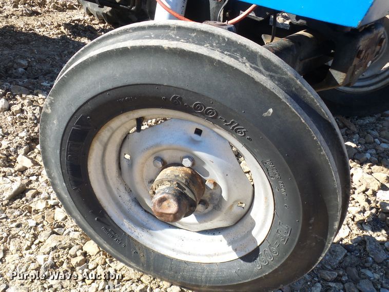 image for item DC2860 Long 2360  tractor