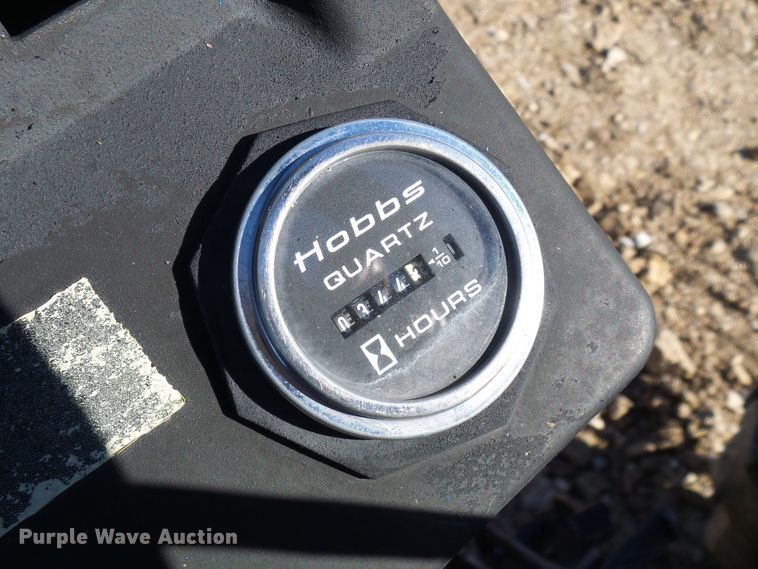 image for item DC2860 Long 2360  tractor