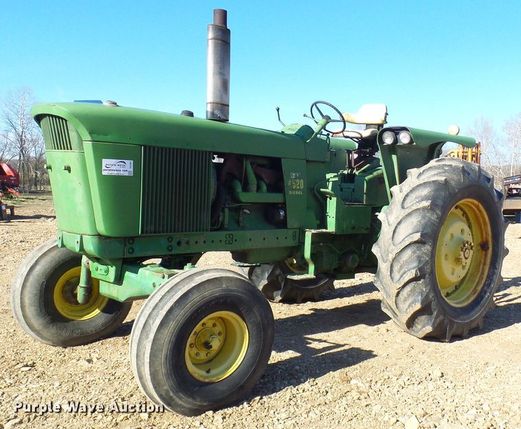image for item DC2861 1969 John Deere 4520  tractor