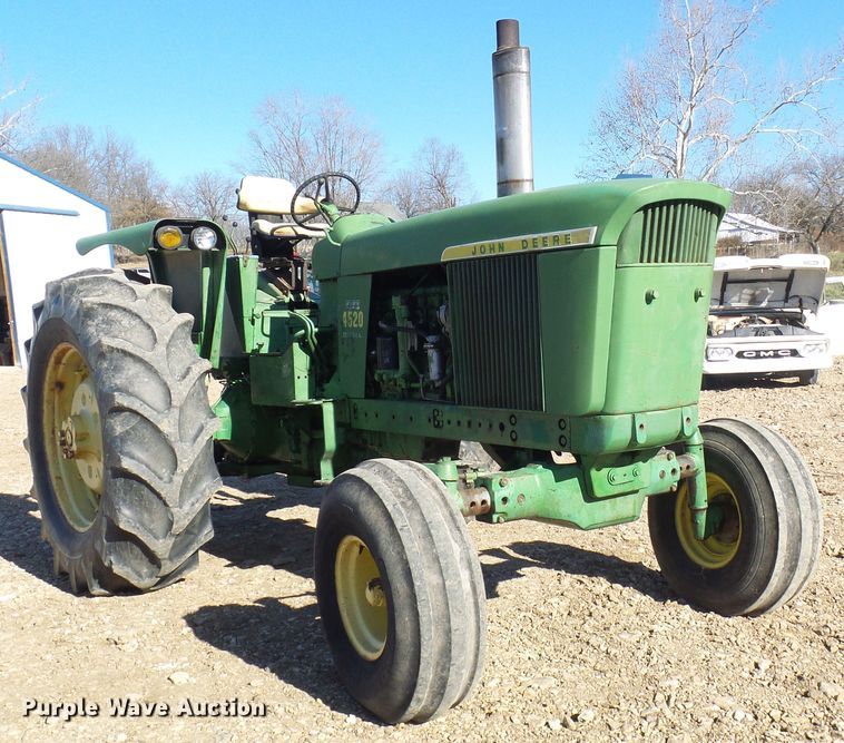 image for item DC2861 1969 John Deere 4520  tractor