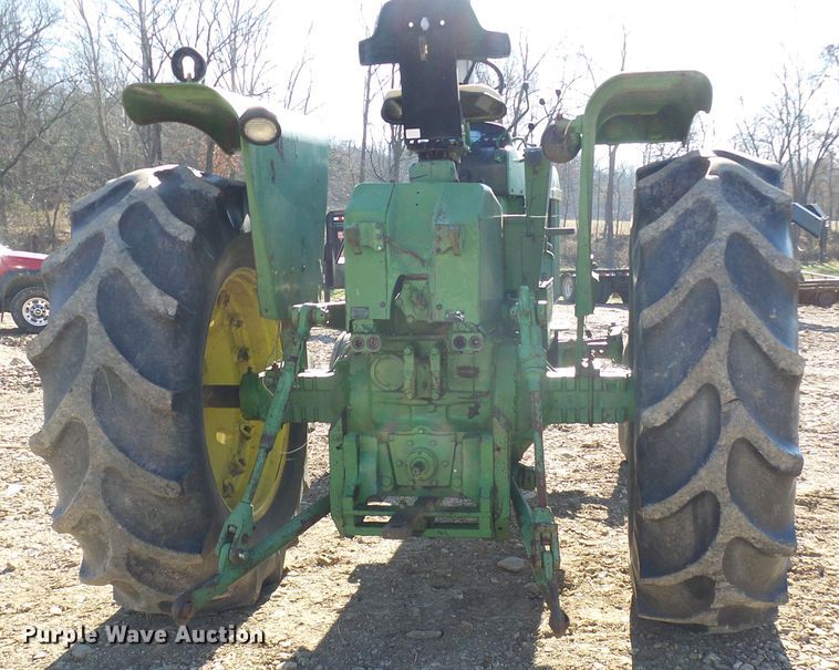 image for item DC2861 1969 John Deere 4520  tractor