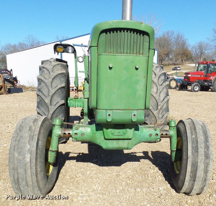 image for item DC2861 1969 John Deere 4520  tractor
