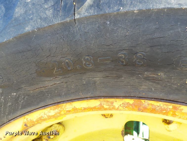 image for item DC2861 1969 John Deere 4520  tractor