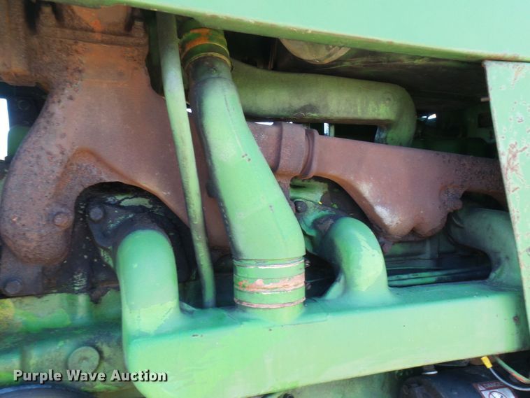 image for item DC2861 1969 John Deere 4520  tractor