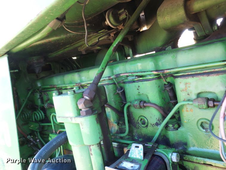 image for item DC2861 1969 John Deere 4520  tractor