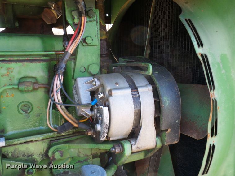 image for item DC2861 1969 John Deere 4520  tractor