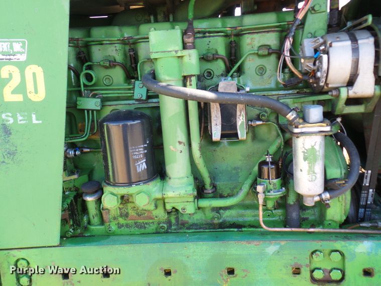image for item DC2861 1969 John Deere 4520  tractor
